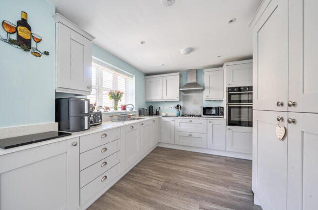 Longfield Drive, Wedmore, BS28 photo 5