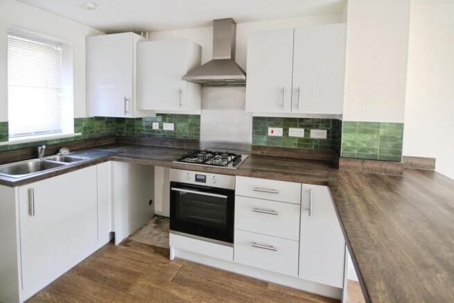 3 bed Semi-Detached for sale Image 4