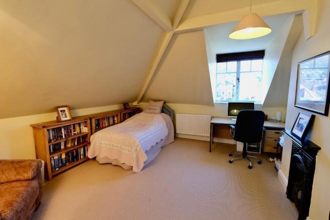 Bedroom 6/Office