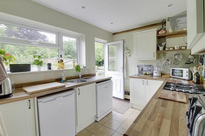 Kitchen 1
