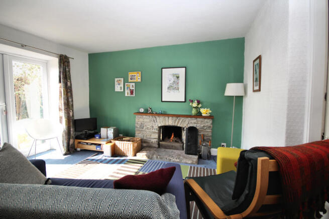 Urrview, 13 Victoria Street, Kirkpatrick Durham - 