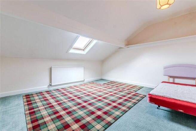 4 bed Terraced for sale Image 11