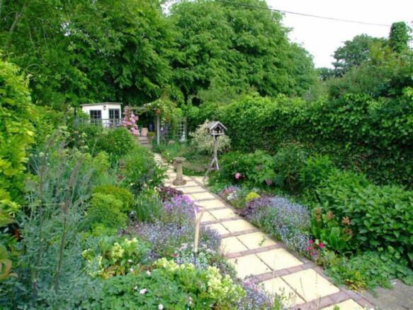 GARDEN