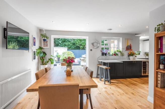 Kitchen/Dining Room