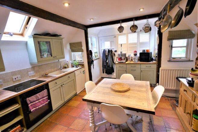 KITCHEN/DINER