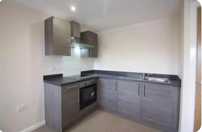 1 bed Apartment to rent Image 4