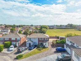 18, Linnet Close, Weston-super-mare BS22 8RE