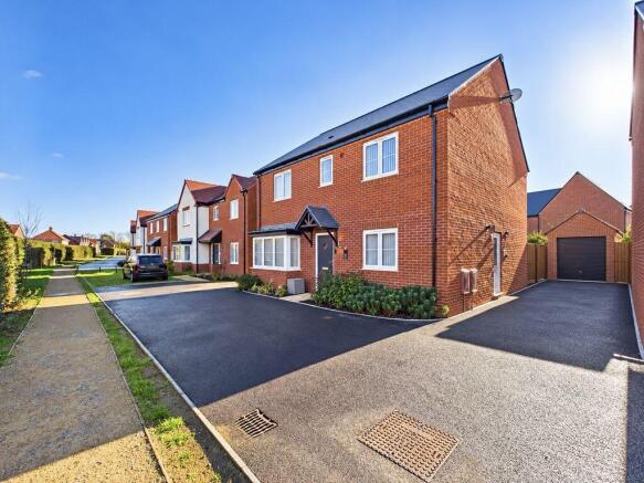 4-bed detached on Weaver Crescent, Twigworth, £435,000