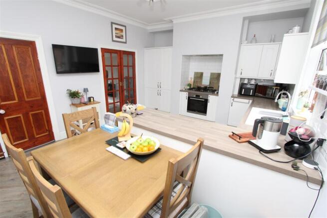 3 bed End of Terrace for sale Image 4