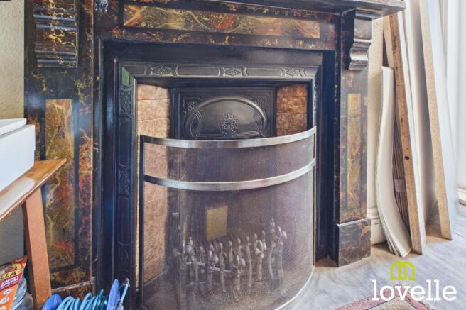 3 bed Terraced for sale Image 9