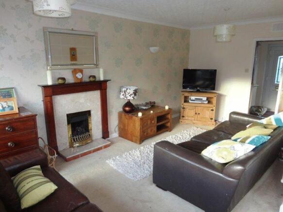 LOUNGE REVERSE VIEW