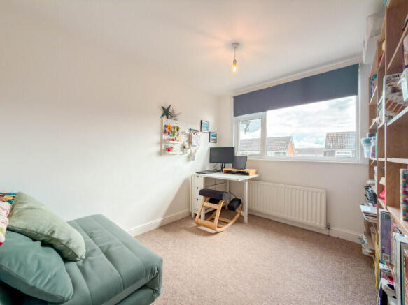 3 bed Semi-Detached for sale Image 7