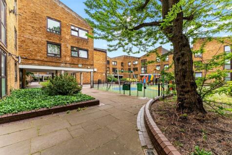 Maskell Road, London