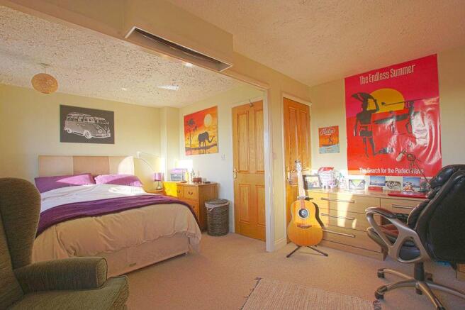 Bedroom 1 (Double)
