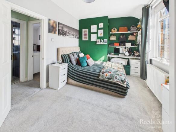 2 bed Terraced for sale Image 6