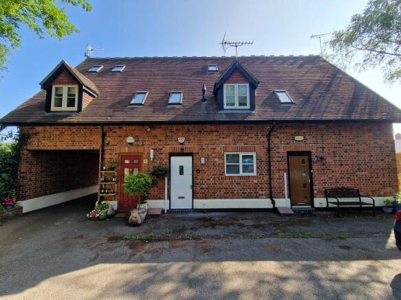 Old School Mews - A 3 Bedroom Mews Property
