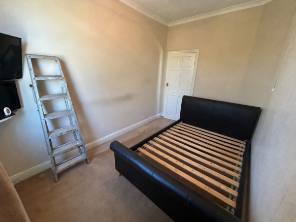 2 bed Terraced for sale Image 6