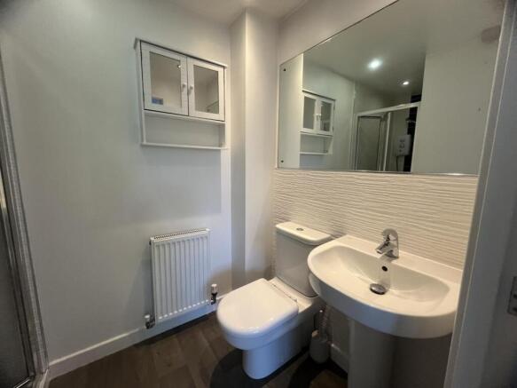 Ensuite: