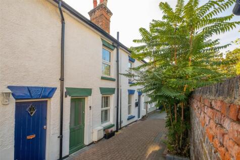 Portsmouth Road, Thames Ditton