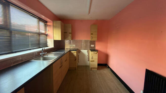 St Georges Ct, Manchester, M29 8GX photo 2