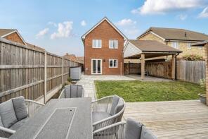 6, Dewberry Close, Faversham ME13 8GJ