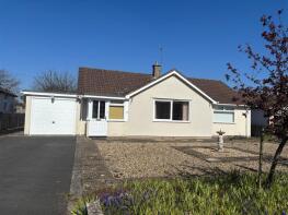 3, Wayside Close, Kington Langley SN15 5NY