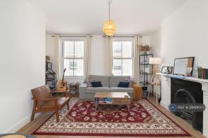 Flat A First Floor, 653, Fulham Road, London SW6 5PY