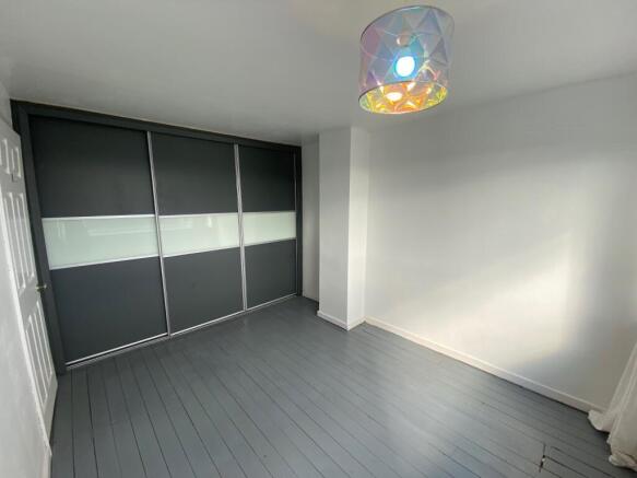 3 bed House to rent Image 7