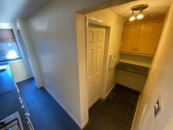 2 bed House to rent Image 7