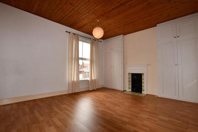2 bed Terraced for sale Image 9