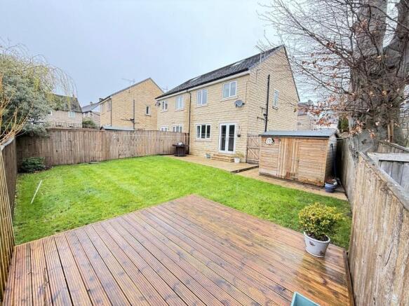 3 bed Semi-Detached for sale Image 9