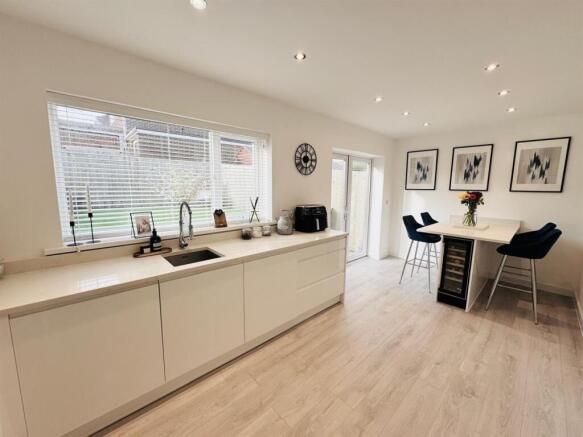Kitchen Diner