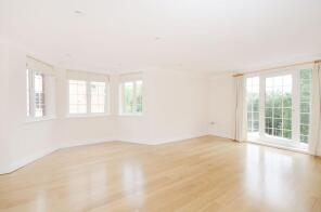 Flat 2, 28, Bewley Street, Colliers Wood, London SW19 1XD