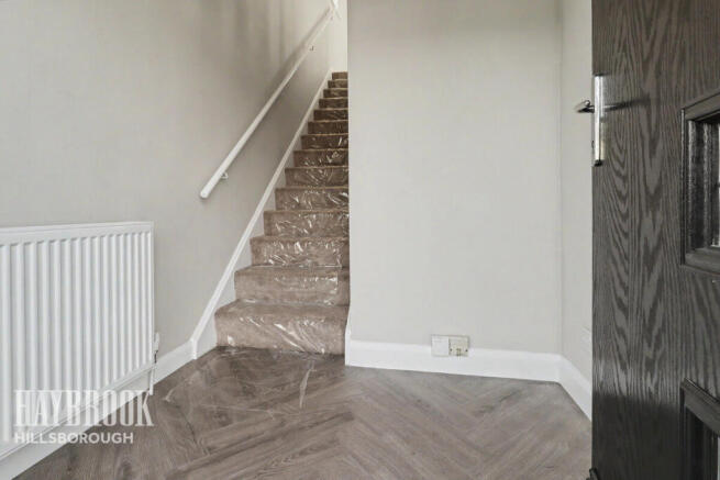 3 bed Semi-Detached for sale Image 8