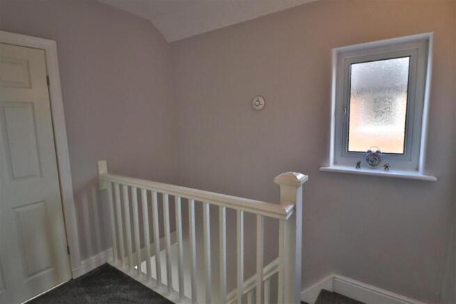 FIRST FLOOR LANDING