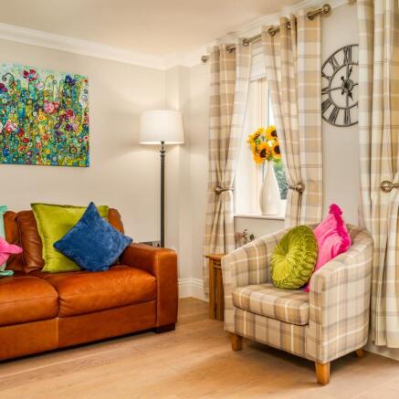 3 bed Semi-Detached for sale Image 8