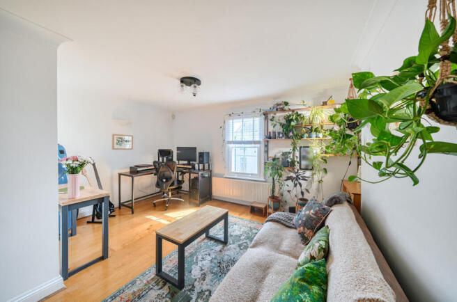 Sitting/Dining Room
