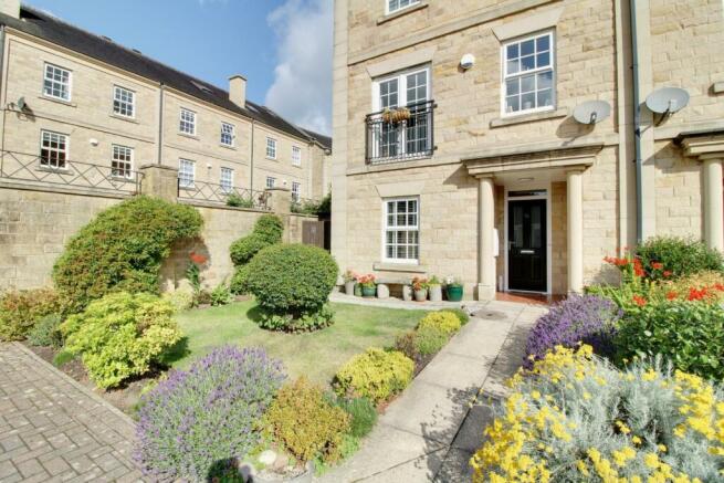 Front Garden.jpg