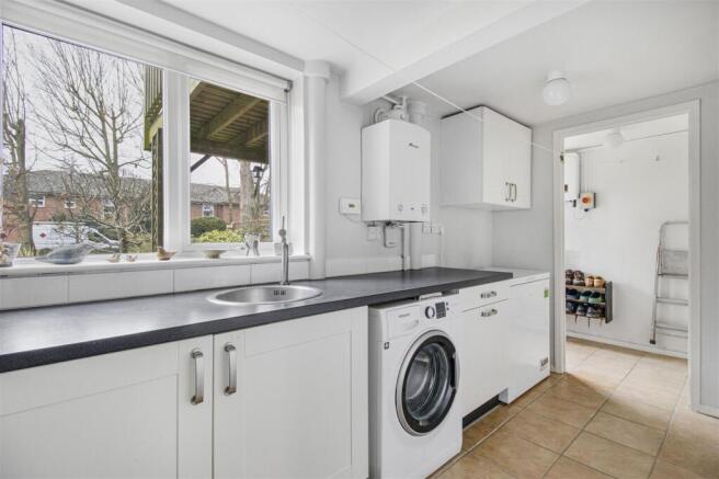 Farmadine Court, Saffron Walden photo 4