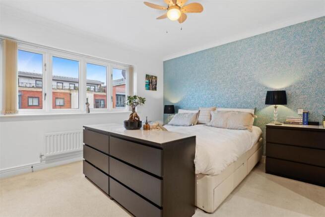 52 Albion Mill - Bed 1 (2).jpg