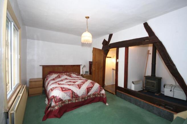 Bedroom 1 (Double)