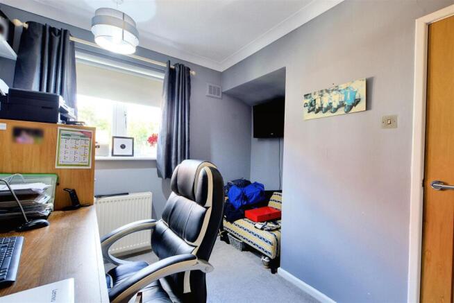 Bedroom 3_1.jpeg
