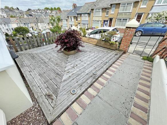 Sturdee road 41 front garden for inside.jpg