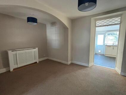 Bath Old Road, Radstock, BA3