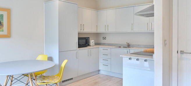 2 bed Terraced for sale Image 7