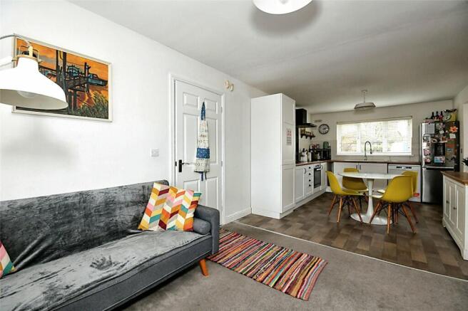 Kitchen/ Dining Room