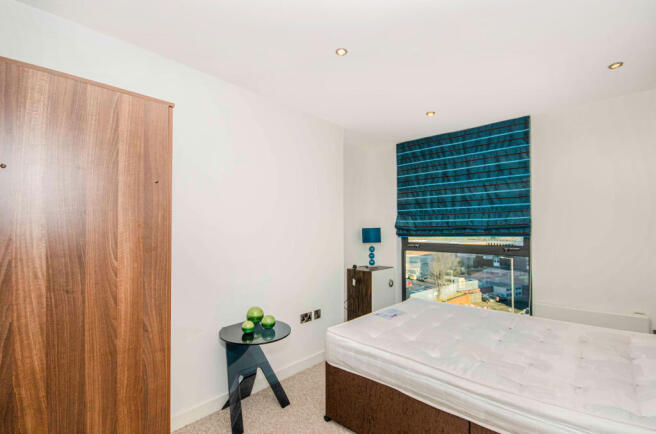 1 bed Flat to rent Image 4