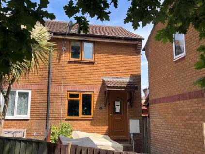 Prince Rupert Way, Heathfield, TQ12
