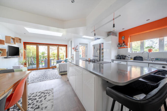 1433917-30-69c146...