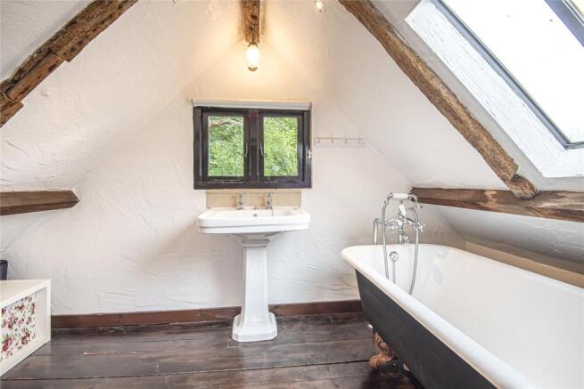 En-Suite Bathroom
